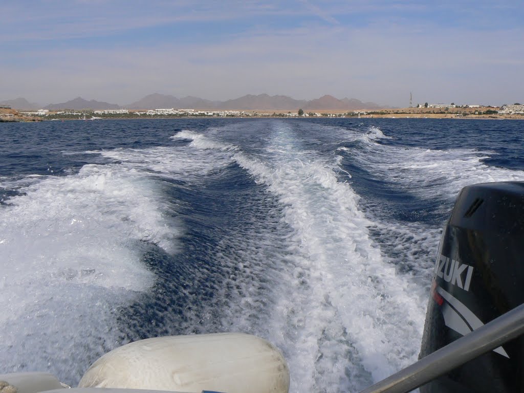 Al Sultan Qabos-Mashaba, Qesm Sharm Ash Sheikh, South Sinai Governorate, Egypt by Екатерина Сергеевна