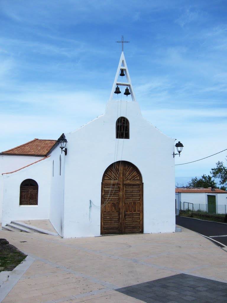 La Tricias, Iglesia de nuestra Señora del Carmen by Siegfried del Moral