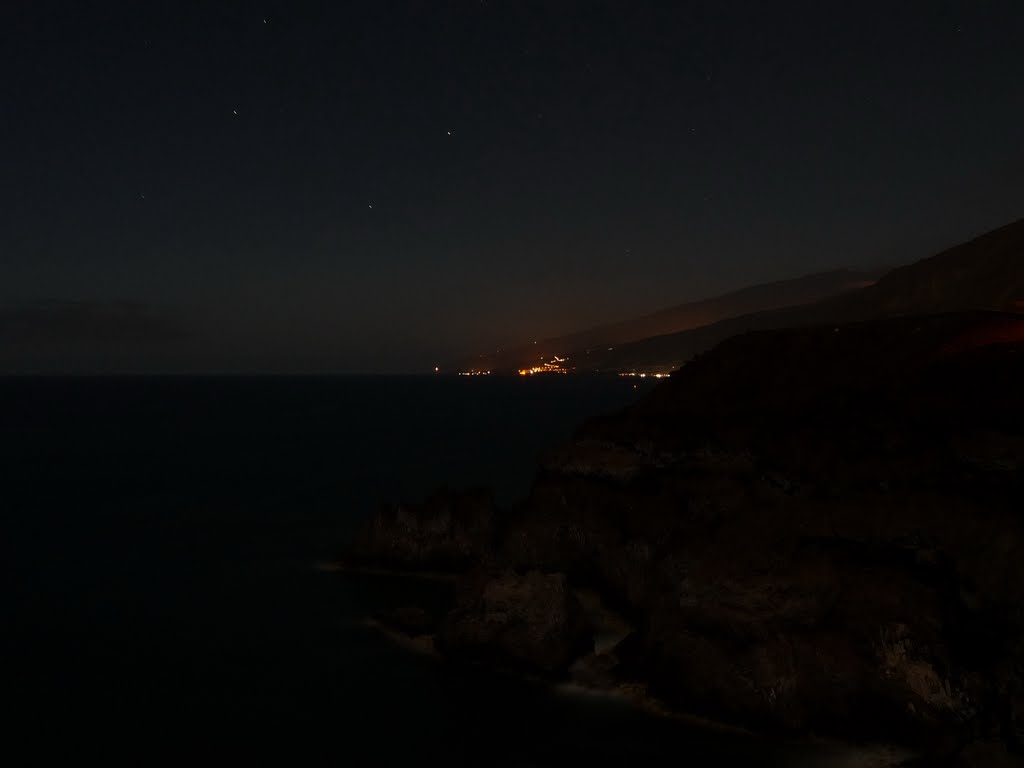 La Palma - Blick Richtung Puerto Naos - Nacht by F.Kiefer