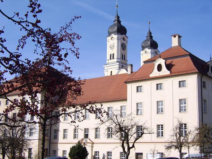 Roggenburg Prämostratenser Kloster (Südfront) by hubi1802