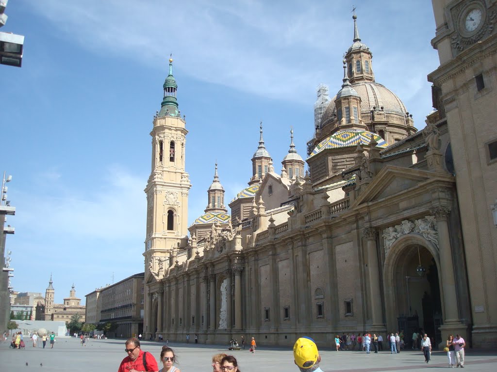 Basilica del Pilar, Zaragoza, (España)-0188 by joluvava