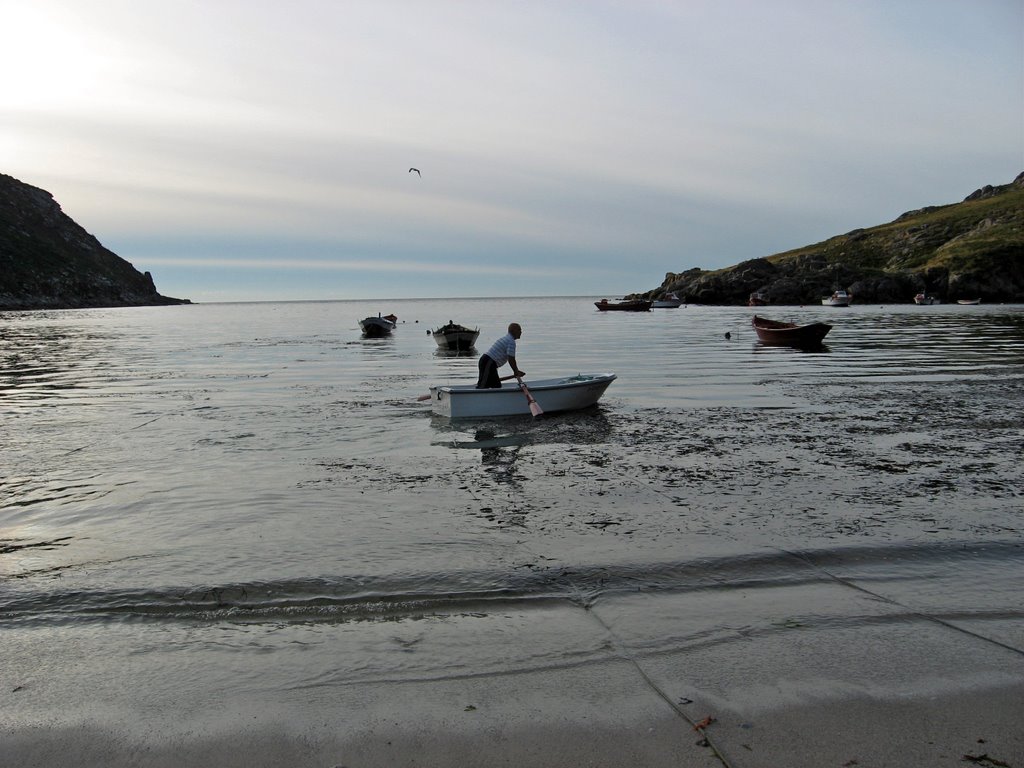 Playa de Barda,Corme,A Coruña by Mikel Gasca