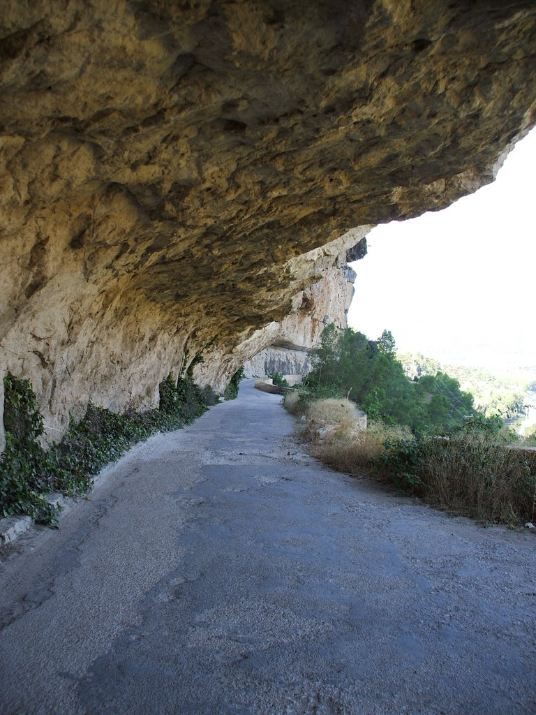 Carretera vieja del rio by el juanan