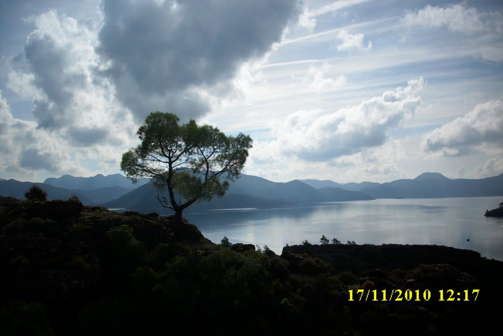 48700 Hisarönü/Marmaris/Muğla, Turkey by Yaşar Akkuş