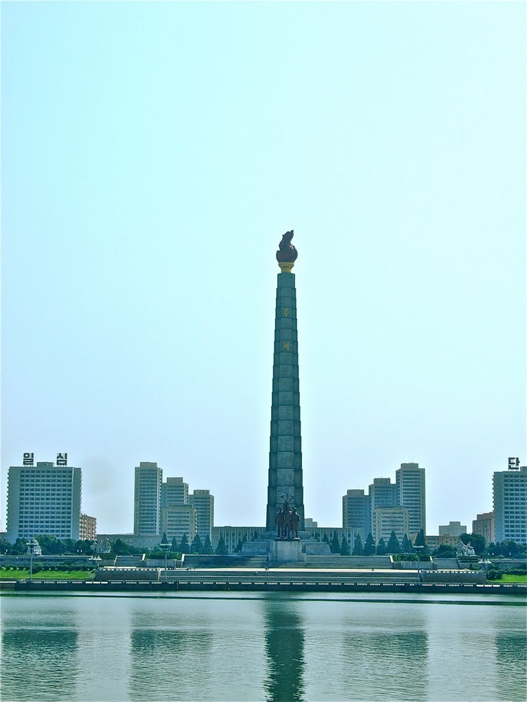 Juche Tower as Seen from Kim Il-Sung Square by Chouden Boy