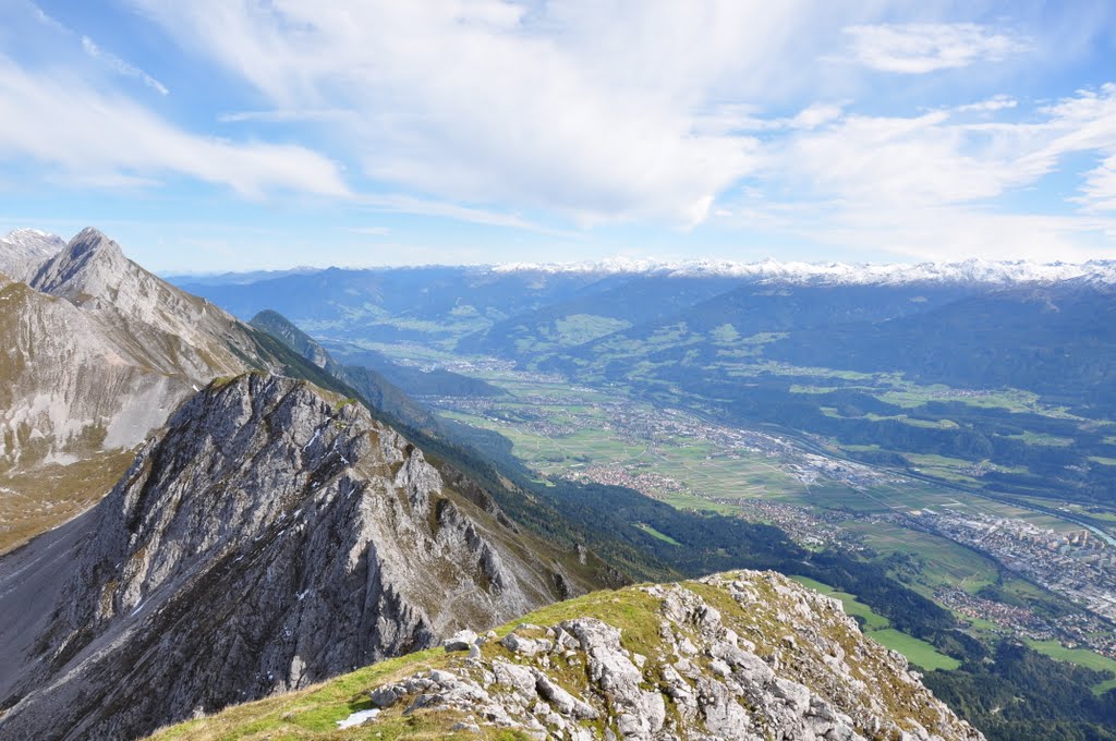 Innsbruck, Nordkette - view from Hafelekar by Davide Cerri