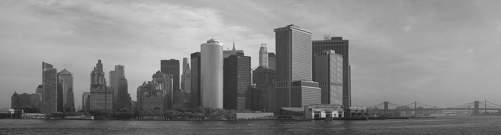 Manhattan, New York, NY, USA by Konstantin Lamin