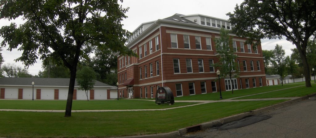 Old Roosevelt school by bennybear