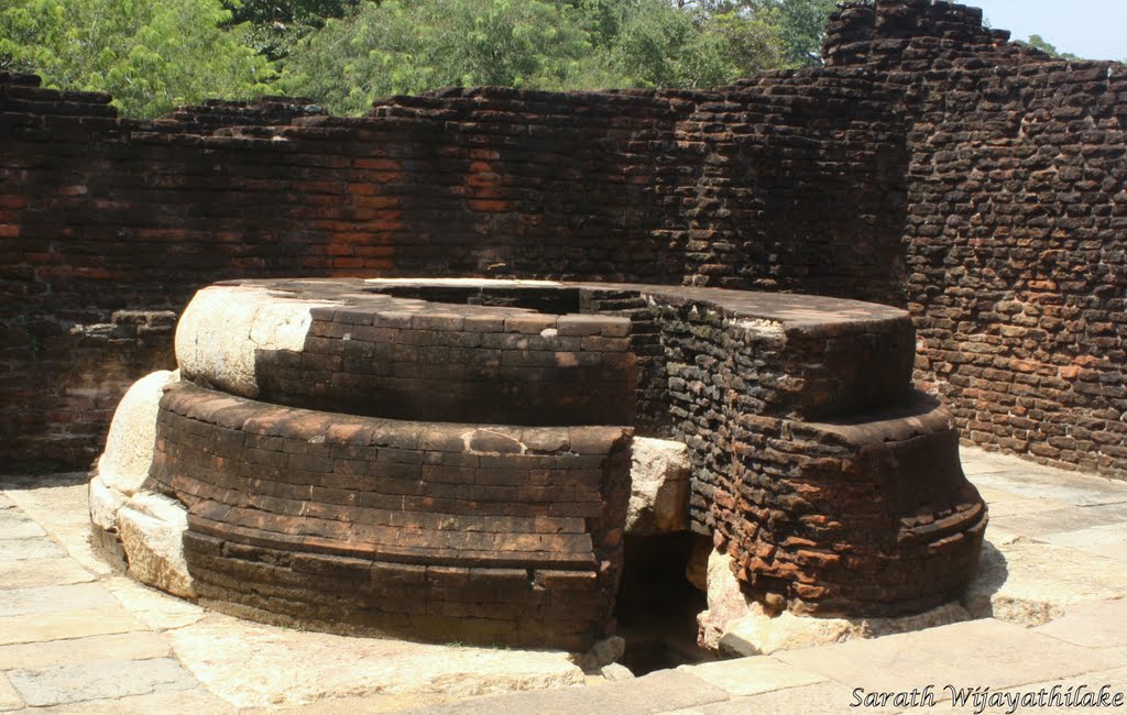 Base of the Pilima, Manimekala Prasada - Anuradhapura. by Sarath.Wijayathilaka