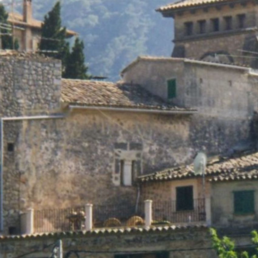 Ensemble in Valldemossa by Willem von Gennerich