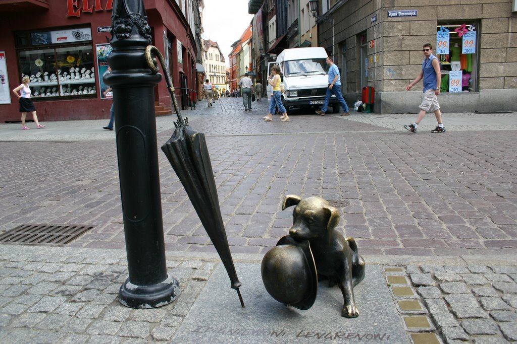 Toruń - Rynek Staromiejski by Andrzej Sad