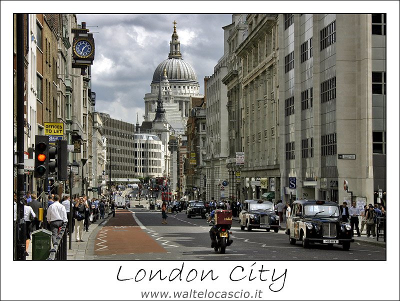 London City by Walter Lo Cascio