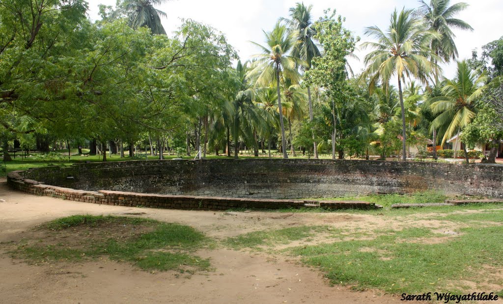 Pond ,Abayagiriya - Anuradhapuraya. by Sarath.Wijayathilaka