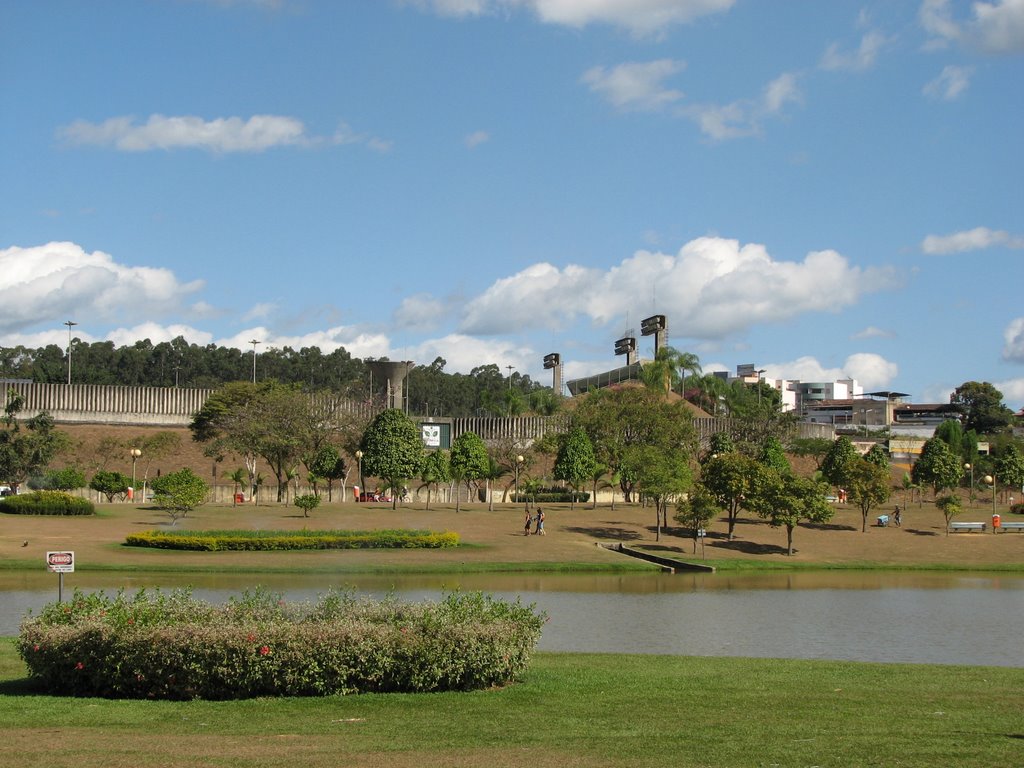 Lago artificial Parque Ipanema by omsosvaldo