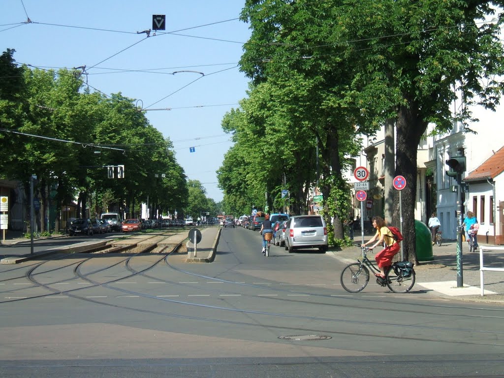 Blick in die Bölschestraße by kotzbluffelbatz