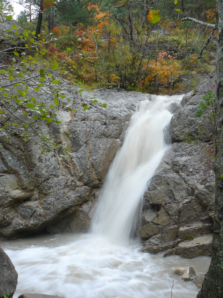 Belle cascade... by almaau