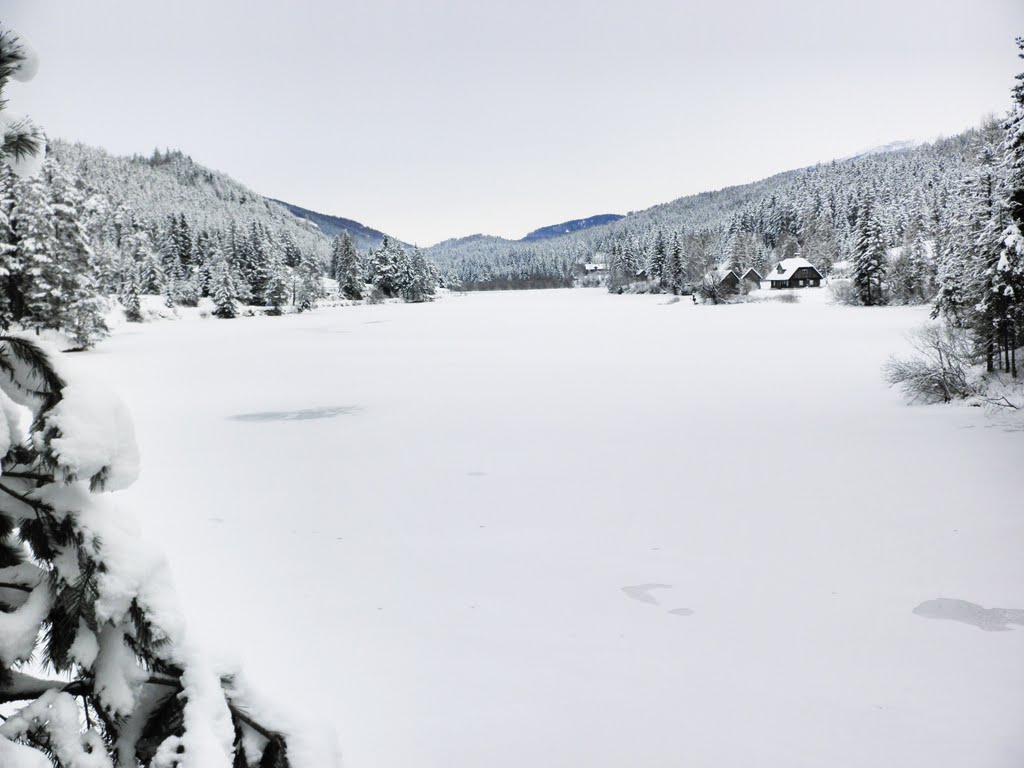 Der zugefrorene Hubertussee in der Walster - frozen Lake Hubertus by agkm