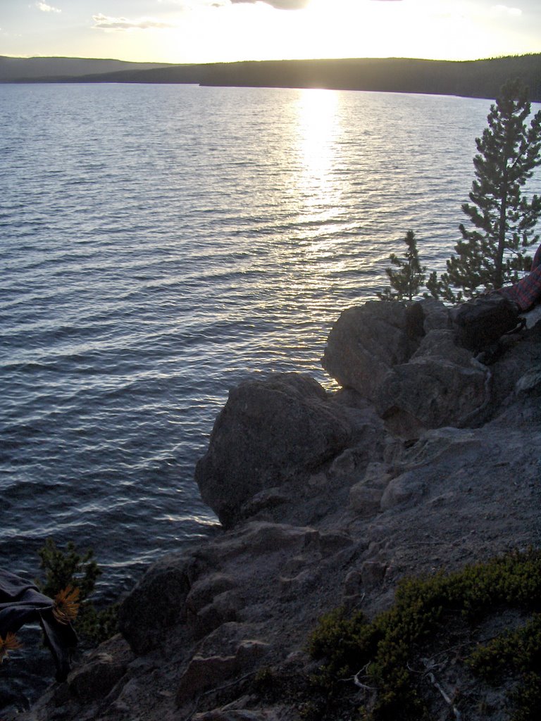 Sunset from backcountry campsite 8R1 by Trevor H.