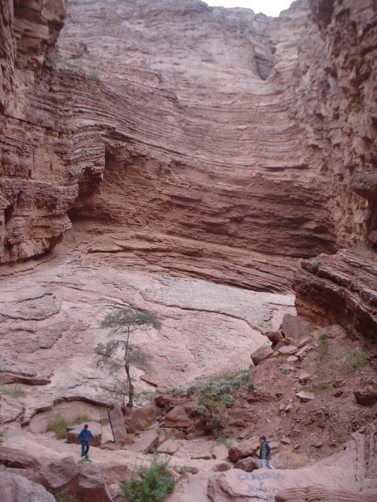 "La garganta del Diablo" Erosión en la montaña. Quebrada de las Conchas. Salta. by PabloSaFe