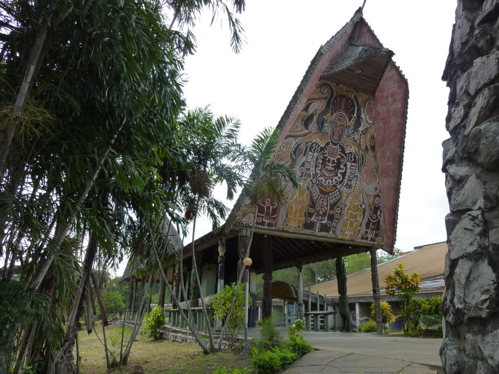 PNG, National MUSEUM Building, along Sevese Drive next to National PARLIAMENT HAUS along Indepenence Drive in WAIGANI area, Port Moresby, PNG, on 18-07-2010 by Peter John Tate