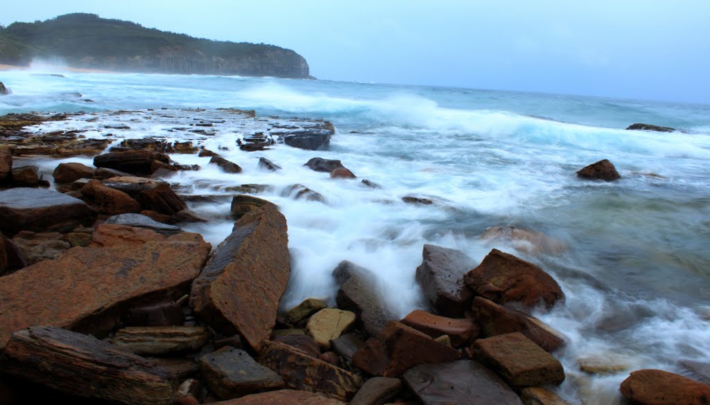 Narrabeen Beach by nlthein