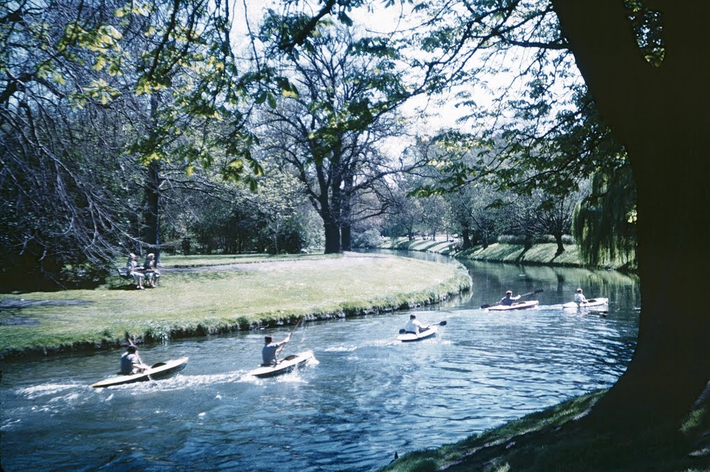 Canoes on the Avon by Pimian