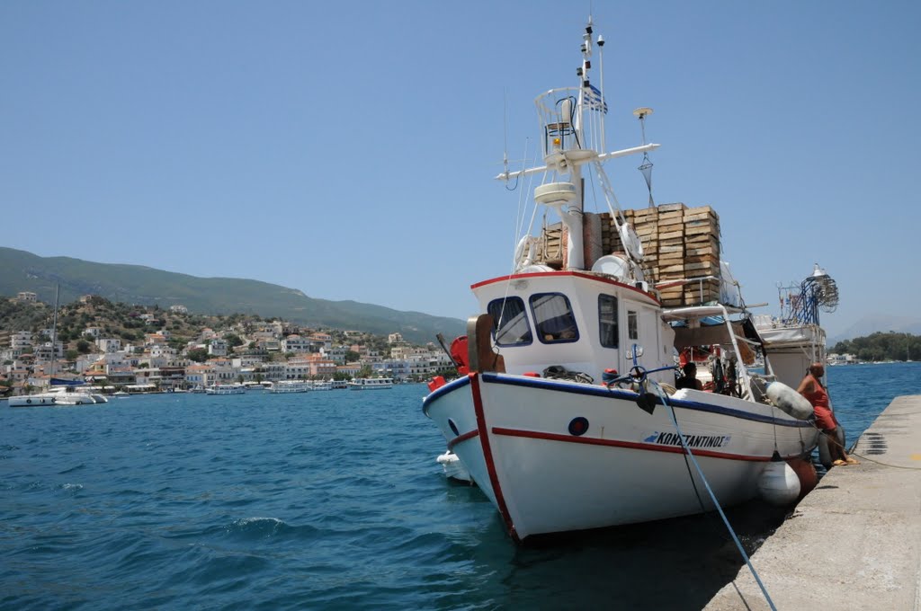 Pescatori a Poros by Riccardo Fascio