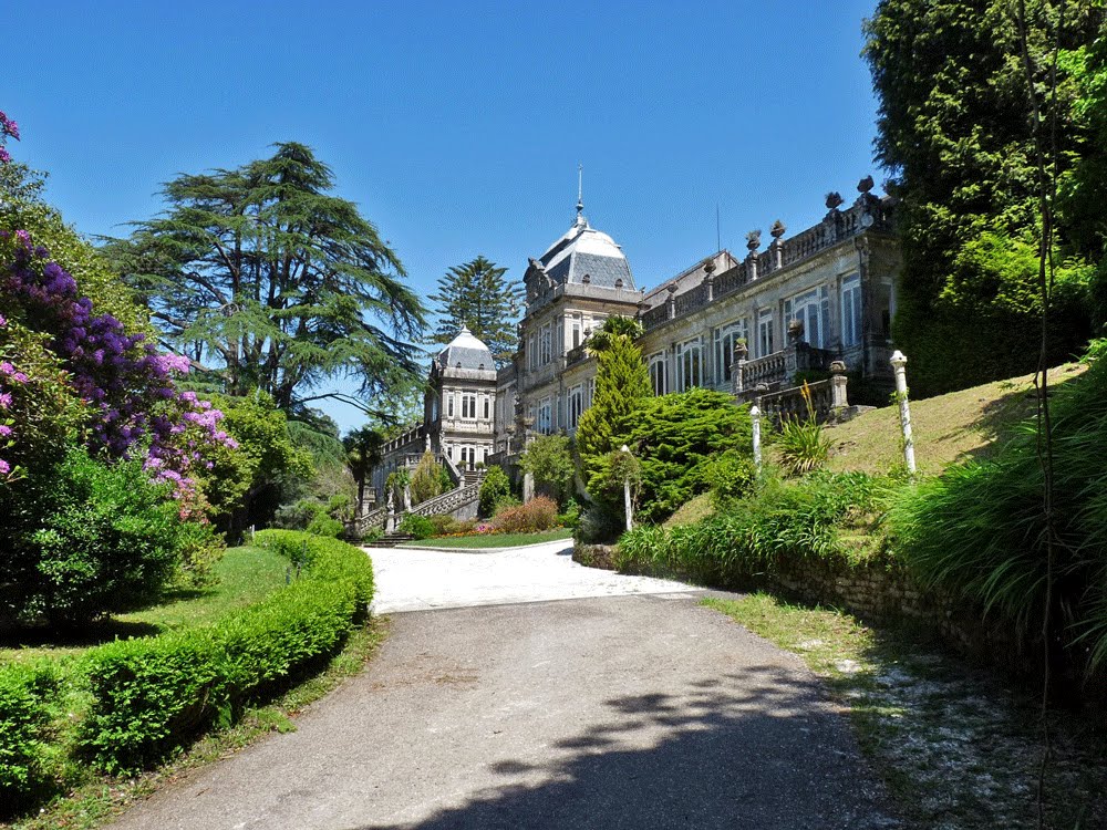 Pontevedra. Lourizan. Pazo de Montero Rios del s/XIX. by Jose Manuel Pidre