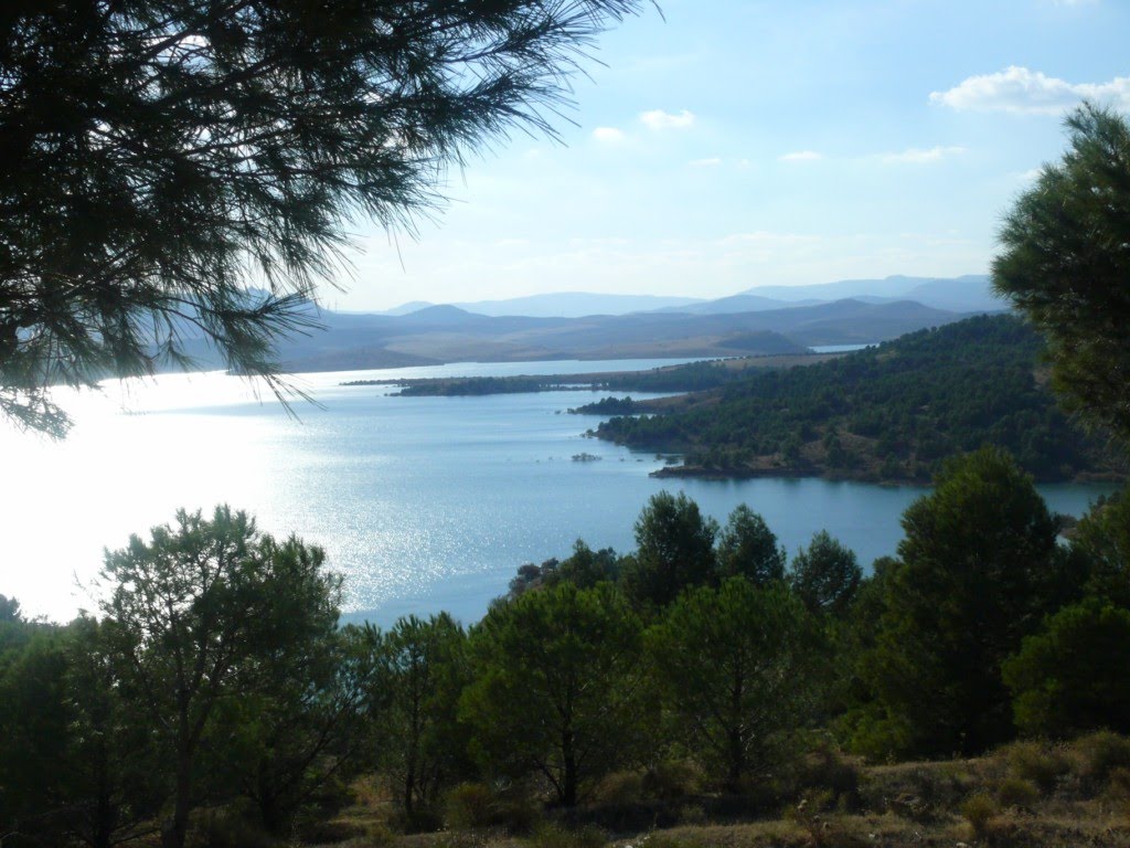 Pantano del Guadalteba, Teba (Málaga) by Pablo Maldonado