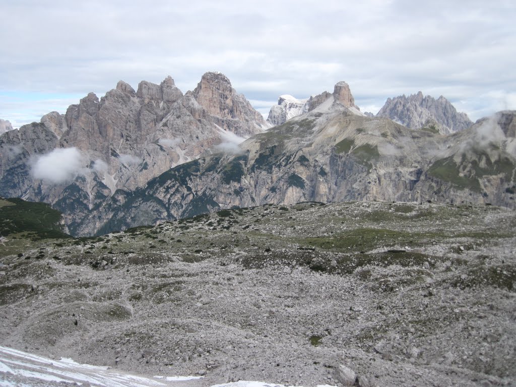 Dolomity od Tre cime by Miro Mirecnet