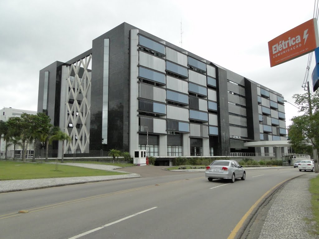 Palácio das Araucárias, no Centro Cívico de Curitiba, PR. by Ricardo Mercadante