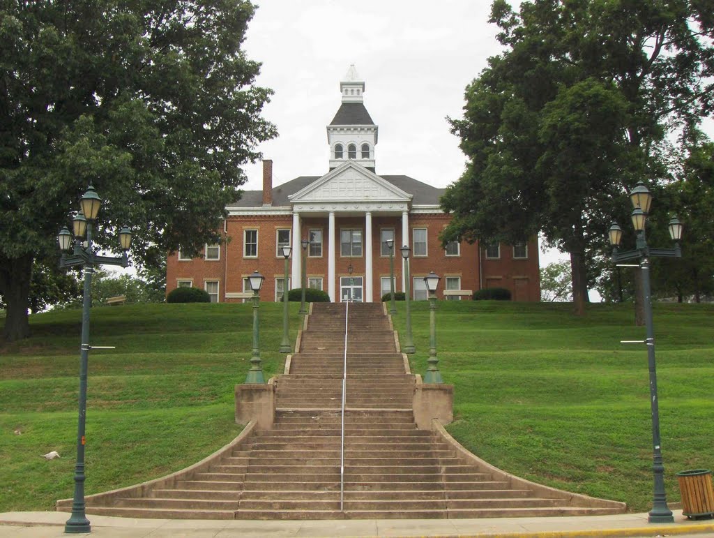 Common Pleas Courthouse, GLCT by Robert Maihofer, Great Lakes Casual Traveler