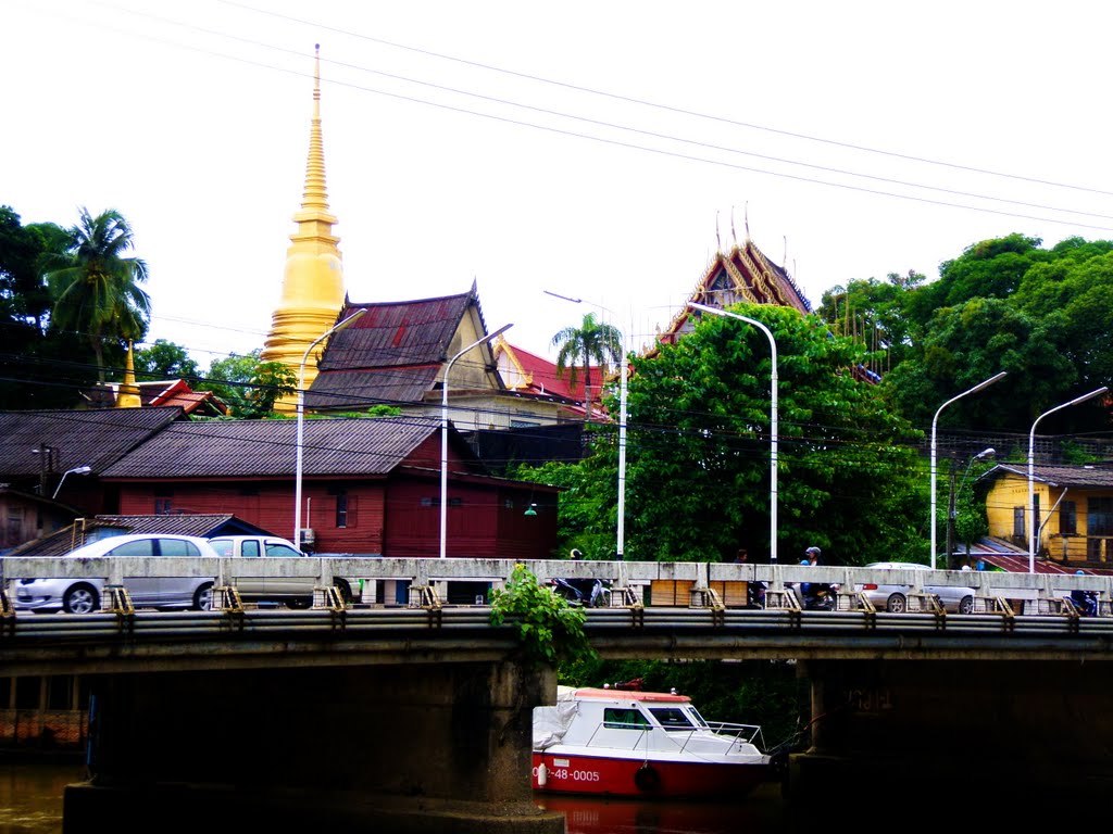 Wat Mai, Mueang Chanthaburi District, Chanthaburi 22000, Thailand by บันทึกการเดินทางของ …