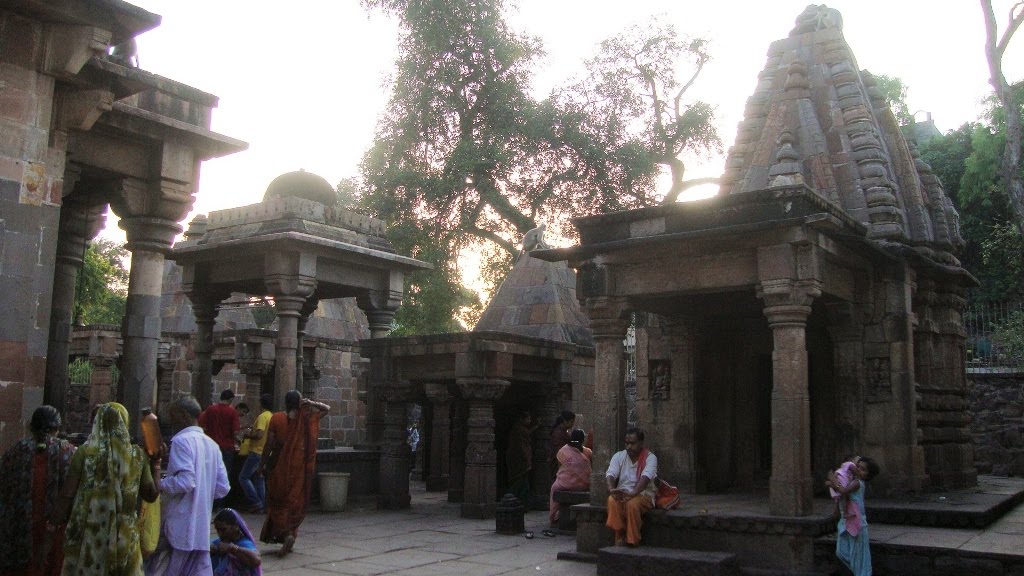 மாமலேஷ்வரர் கோயில் मामलेश्वर मंदिर at Mamleshwar Temple 8326 57 by dhanasekarangm