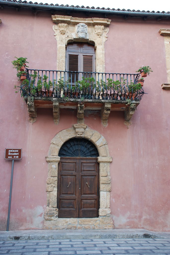 Mandanici, Palazzo Scuderi by Marcello Mento