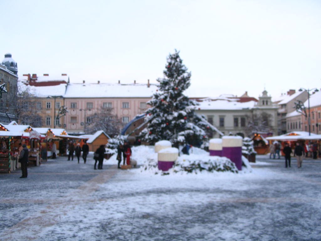 Szombathely, Fő tér Advent 2010 by János Horváth (renau…