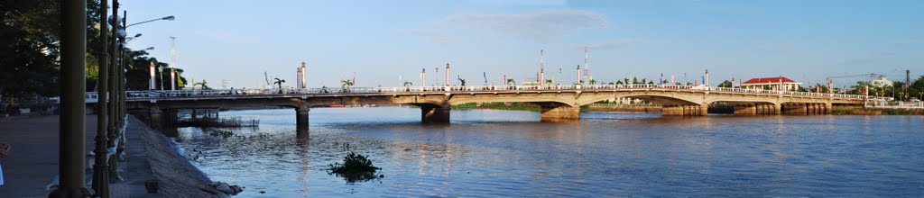 Hoang Dieu Bridge by dquochung