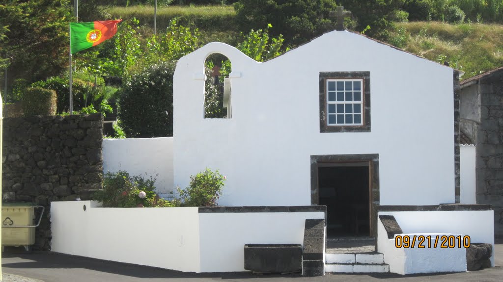 Irmida de Sao Pedro ,o primeiro templo religioso da ilha segundo a historia,Vila das Lajes,ilha do Pico,Acores. by Herbert Terra