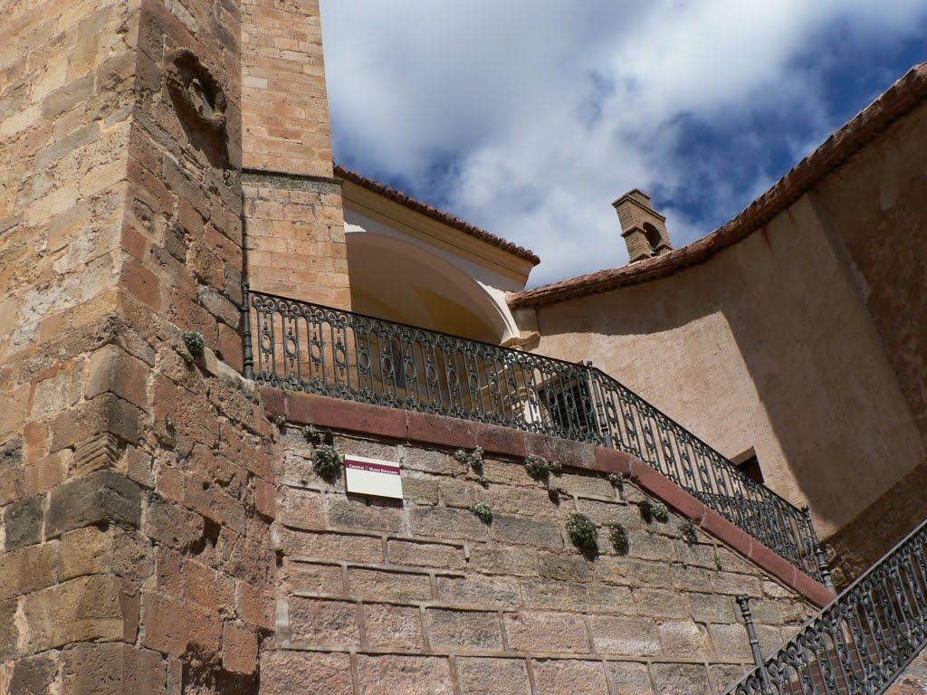 Escalera de la catedral by SocVoro