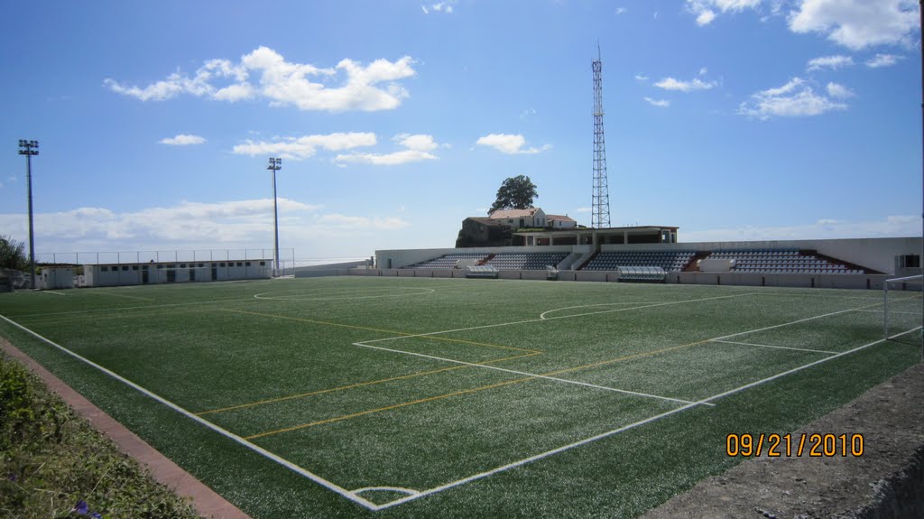 Campo munecipal de jogos da Vila das Lajes da ilha do Pico,Acores. by Herbert Terra