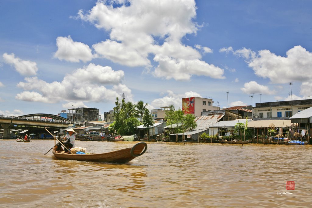 Trên Sông Hậu Giang (hoangkhainhan.com) by Hoàng Khai Nhan