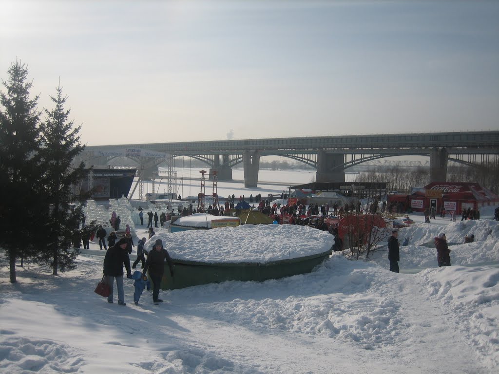 Ice Town + The Bridge / Ледовый городок + мост (2010) by Вадим Левин