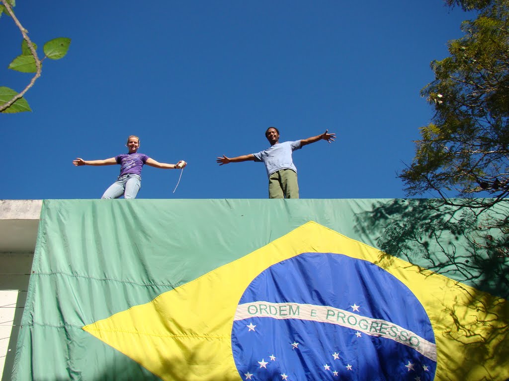 Sete de Setembro, Ivoti - RS, Brazil by Vanderlei Kriesang