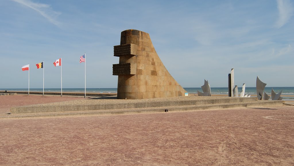 Vierville Omaha Beach 2010 by edoardo aragone