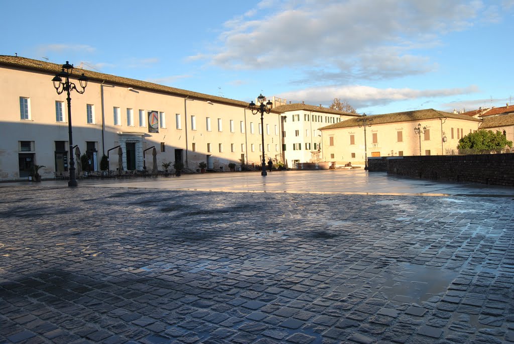 Senigallia, Piazza del Duca by marmarco