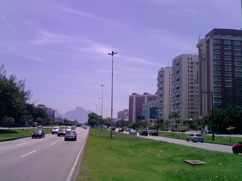 AV. das Americas- perto do condominio Novo Mundo- Barra by Eltt.