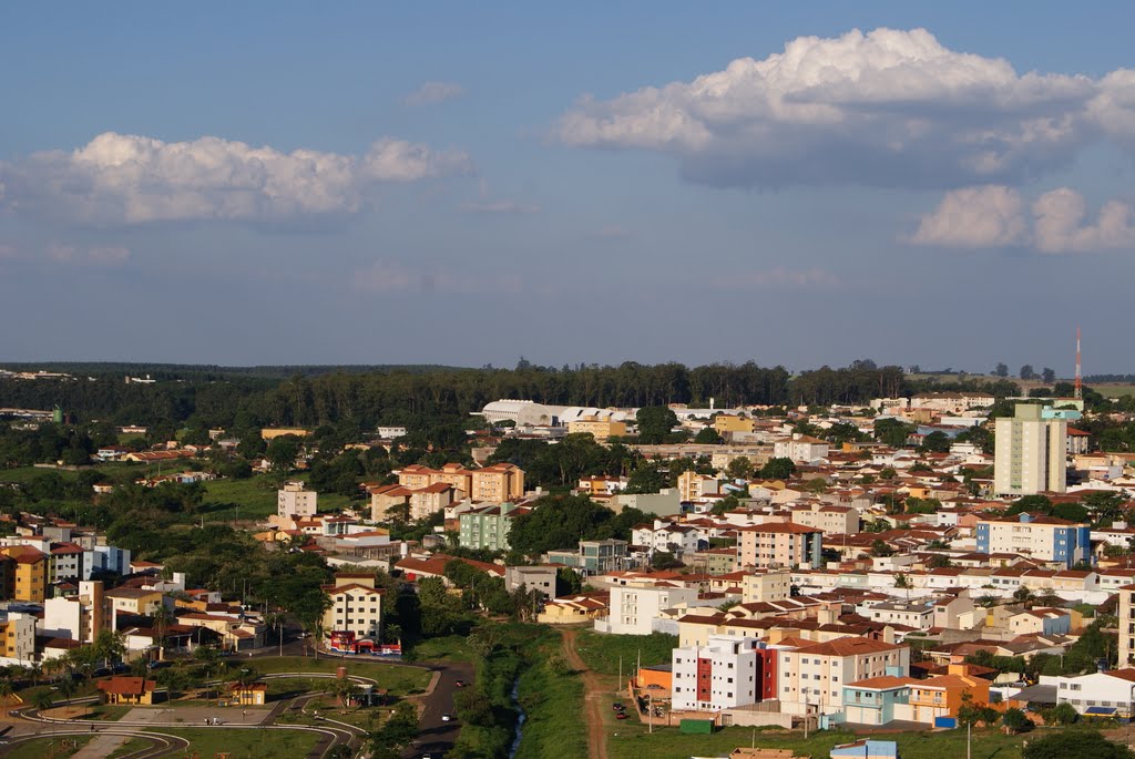 Vista do Concomínio Juliana Maria Perez by Caio Assunção