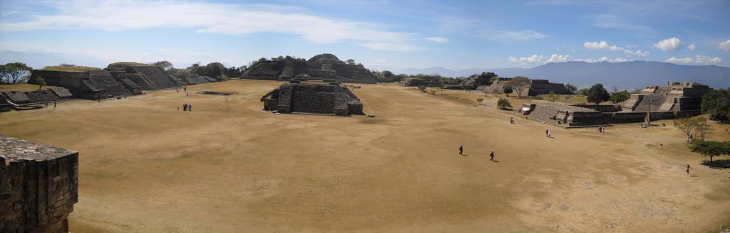 Monte Albán by Agencia de Viajes VI…