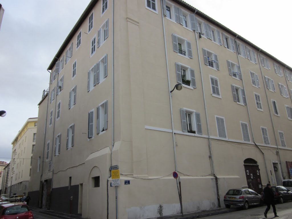 MARSEILLE ANGLE RUE DE L'EVECHE RUE JEAN FRANCOIS LECA by Guglielmo DELLANDREA