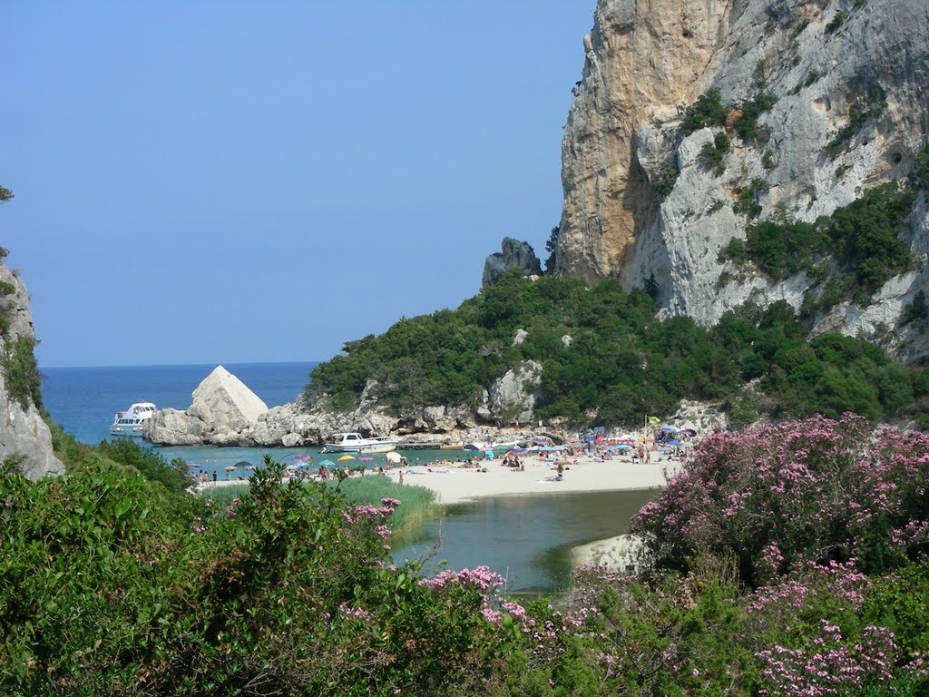 Cala luna golfo di orosei Sardegna by giovanni taras